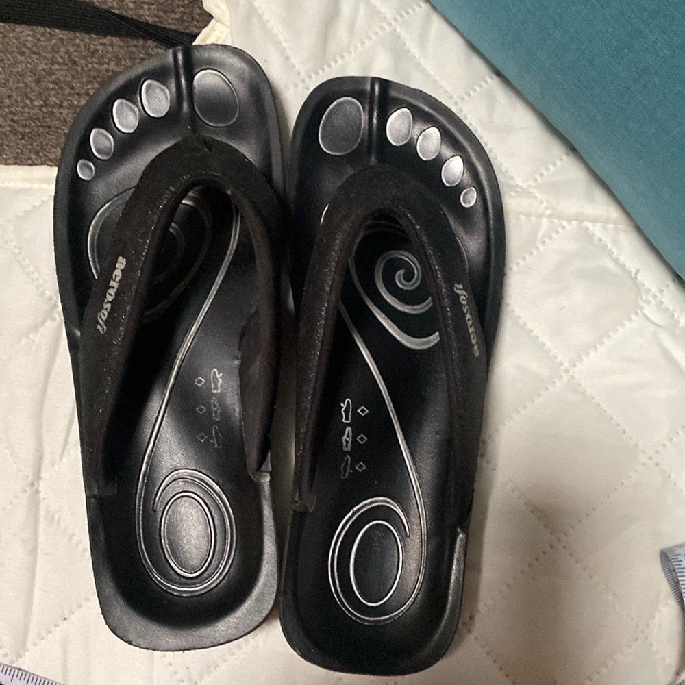 Aerosoft sandals